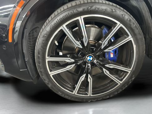 Used 2024 BMW X5 M60i AWD/4WD image 34