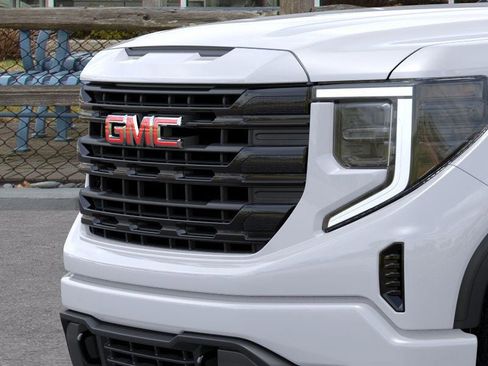 New 2026 GMC Sierra 1500 Elevation image 13