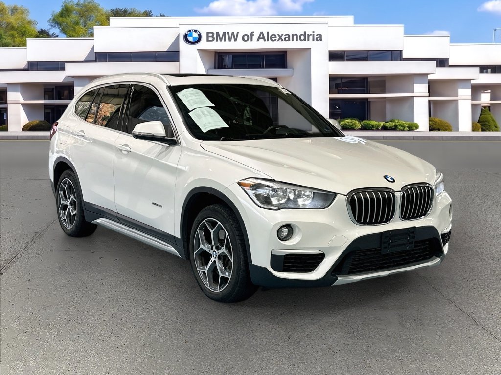 Used 2018 BMW X1 xDrive28i AWD/4WD image 3