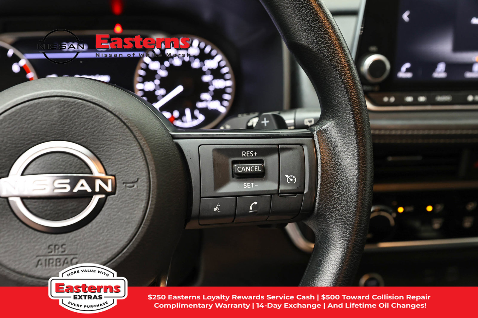 Used 2023 Nissan Rogue S AWD/4WD image 16