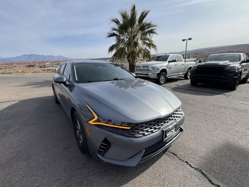 Used 2022 Kia K5 LXS image 7