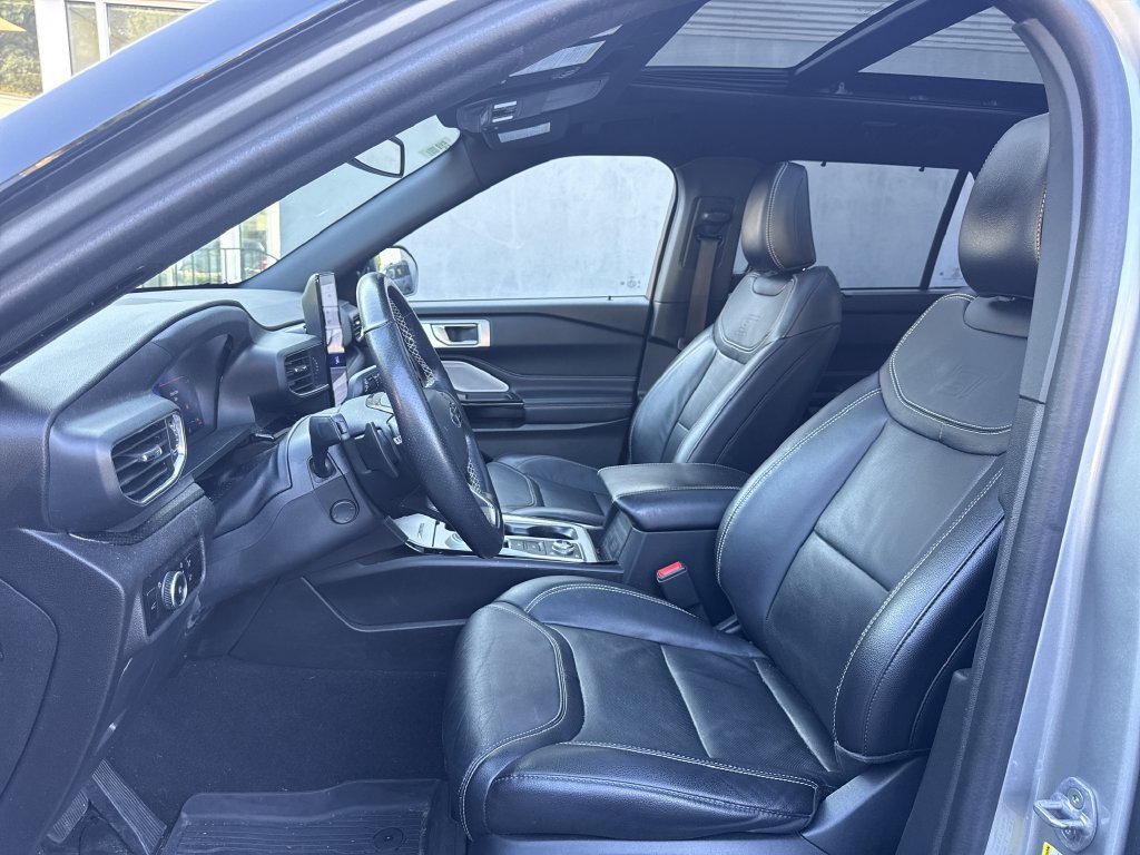 Used 2023 Ford Explorer ST w/ Equipment Group 401A AWD/4WD image 15