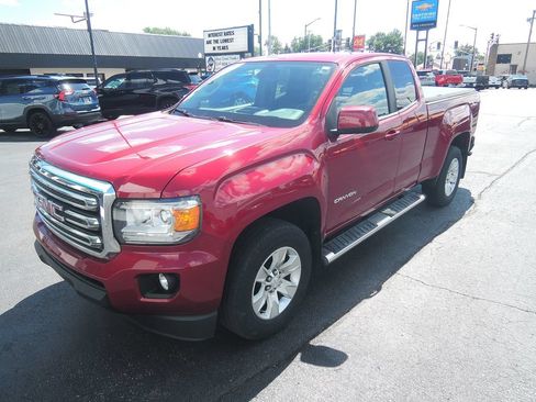 Used 2017 GMC Canyon SLE w/ SLE Convenience Package AWD/4WD image 3