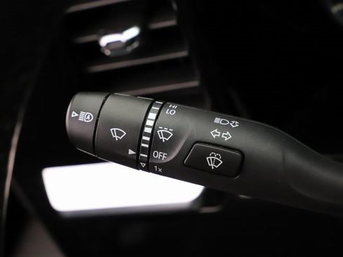 Used 2025 GMC Sierra 1500 SLT image 34