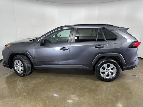 Used 2019 Toyota RAV4 LE w/ All Weather Liner Package AWD/4WD image 13
