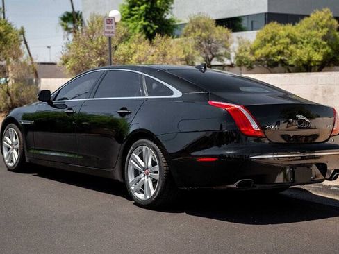 Used 2015 Jaguar XJ L Portfolio RWD image 3