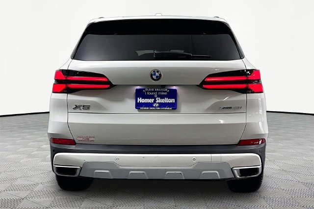 Used 2024 BMW X5 xDrive40i w/ Premium Package AWD/4WD image 5