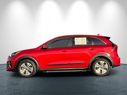 Used 2022 Kia Niro EX image 7
