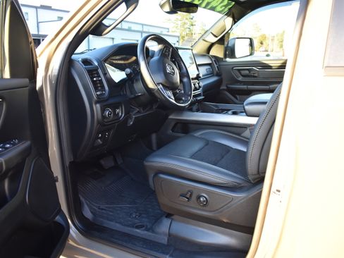 Used 2020 RAM 1500 Big Horn w/ Built-to-serve Edition image 13