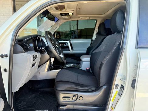 Used 2011 Toyota 4Runner SR5 RWD image 22