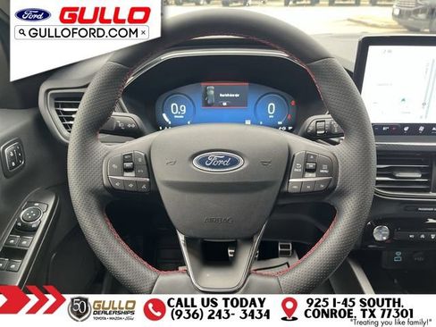 Certified 2023 Ford Escape ST-Line Select AWD/4WD image 12
