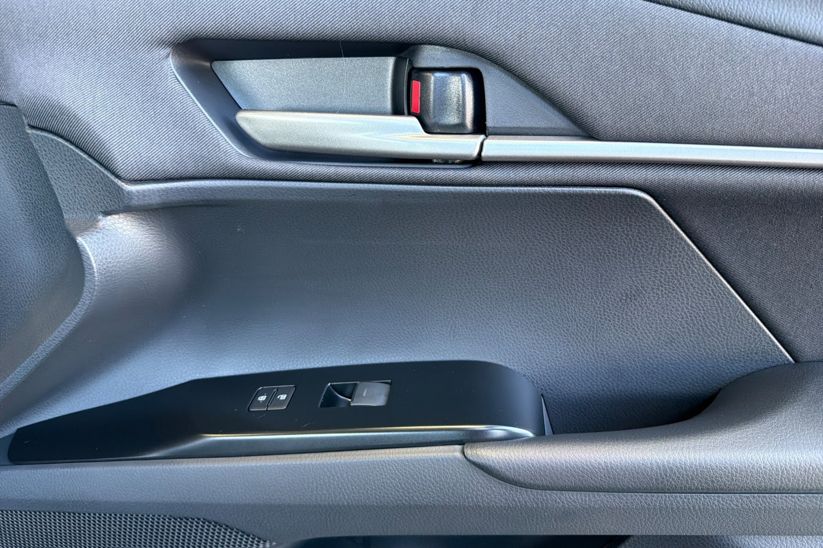 New 2026 Toyota Camry LE FWD image 19