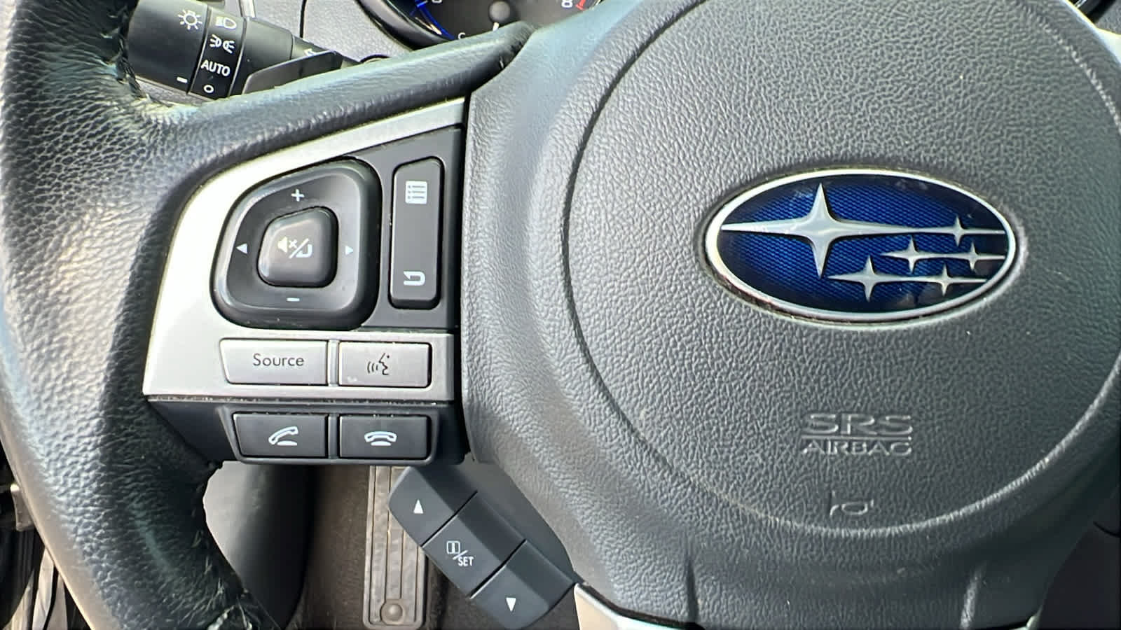 Used 2017 Subaru Outback 2.5i Limited AWD/4WD image 19