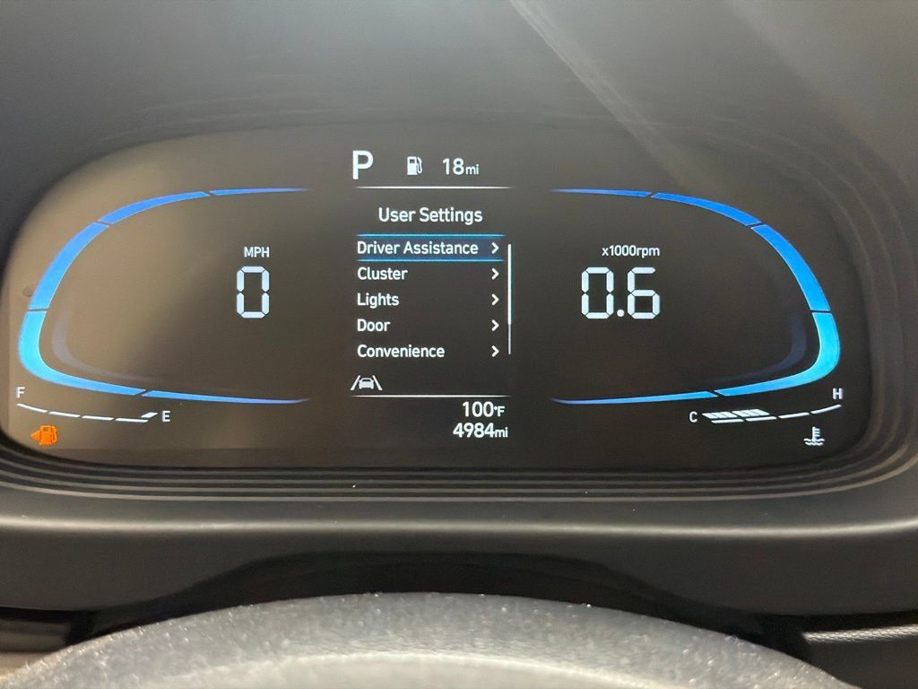 Certified 2026 Hyundai Venue SEL FWD image 25