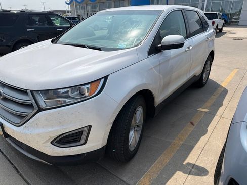 Used 2017 Ford Edge SEL w/ Equipment Group 201A AWD/4WD image 8