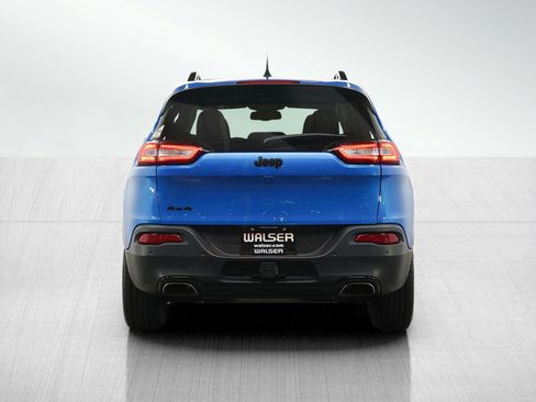 Used 2018 Jeep Cherokee Limited w/ High Altitude Package AWD/4WD image 4