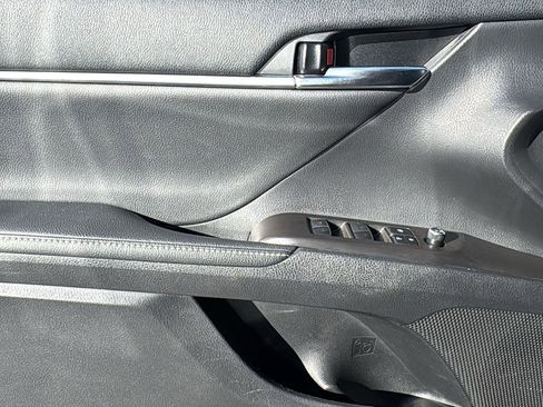 Certified 2022 Toyota Camry XSE image 11