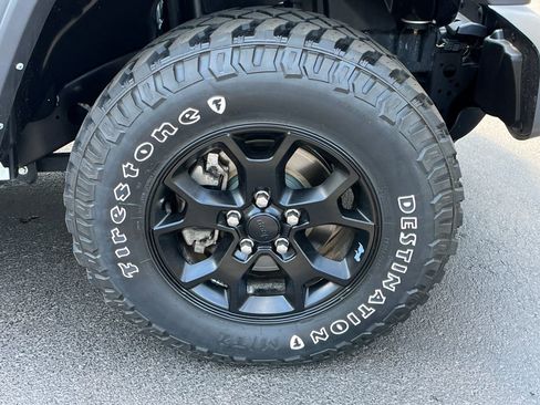 Used 2021 Jeep Wrangler Unlimited Sport AWD/4WD image 24
