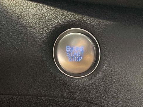 Used 2023 Hyundai Santa Fe SEL image 21