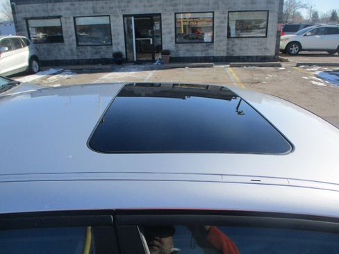 Used 1999 BMW 528i Sedan image 6