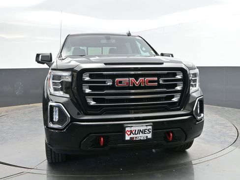 Used 2019 GMC Sierra 1500 AT4 w/ AT4 Premium Package AWD/4WD image 2