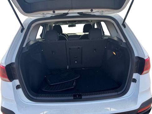 Used 2022 Volkswagen Taos S image 19