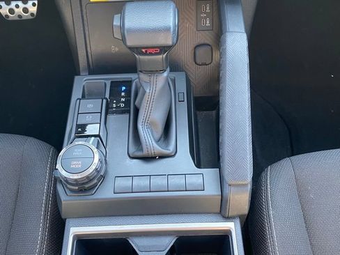 Used 2025 Toyota 4Runner TRD Sport AWD/4WD image 18
