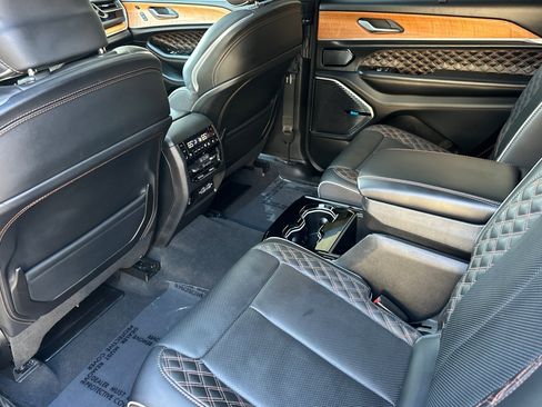 Used 2023 Jeep Grand Cherokee L Summit image 14