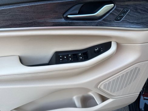 Used 2023 Jeep Grand Cherokee L Limited w/ Trailer Tow Group (B) image 10