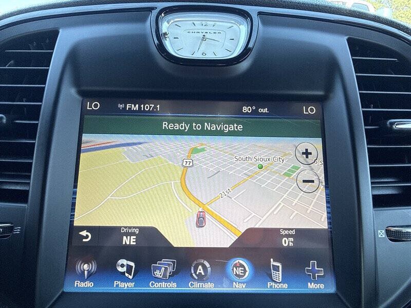 Used 2014 Chrysler 300 S RWD image 28