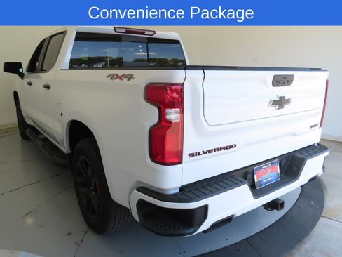 Used 2021 Chevrolet Silverado 1500 RST w/ Redline Edition AWD/4WD image 6