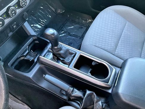 Used 2021 Toyota Tacoma SR5 RWD image 16