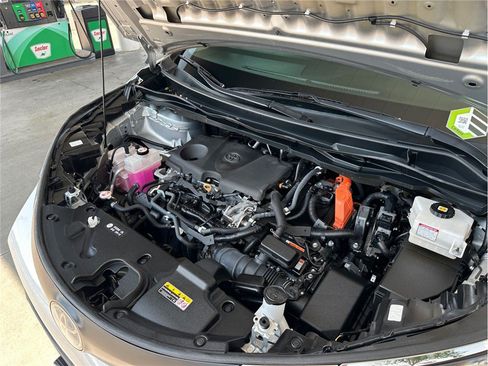 Used 2021 Toyota Sienna XLE w/ XLE Plus Package AWD/4WD image 27