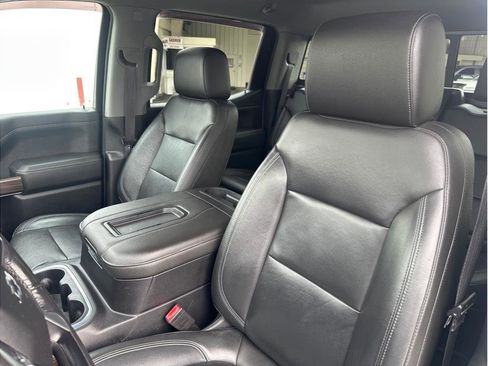 Used 2019 Chevrolet Silverado 1500 LT Trail Boss image 17