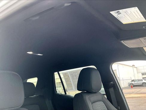 Used 2026 Chevrolet Equinox LT FWD image 30