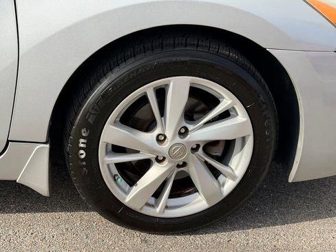 Used 2013 Nissan Altima 2.5 SV FWD image 9
