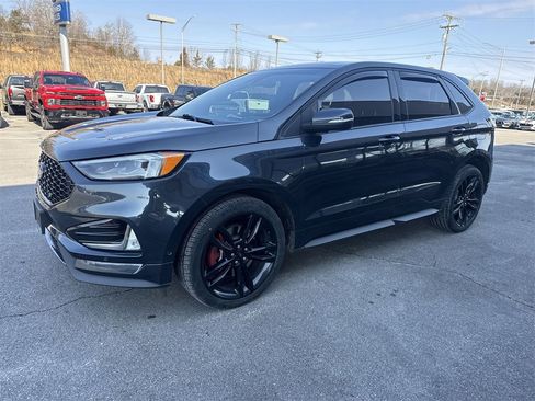 Used 2022 Ford Edge ST w/ Equipment Group 401A image 3