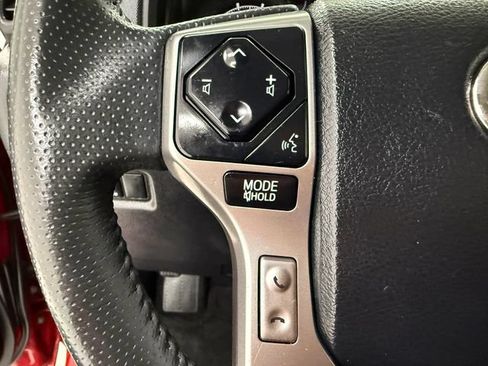 Used 2021 Toyota 4Runner SR5 AWD/4WD image 11
