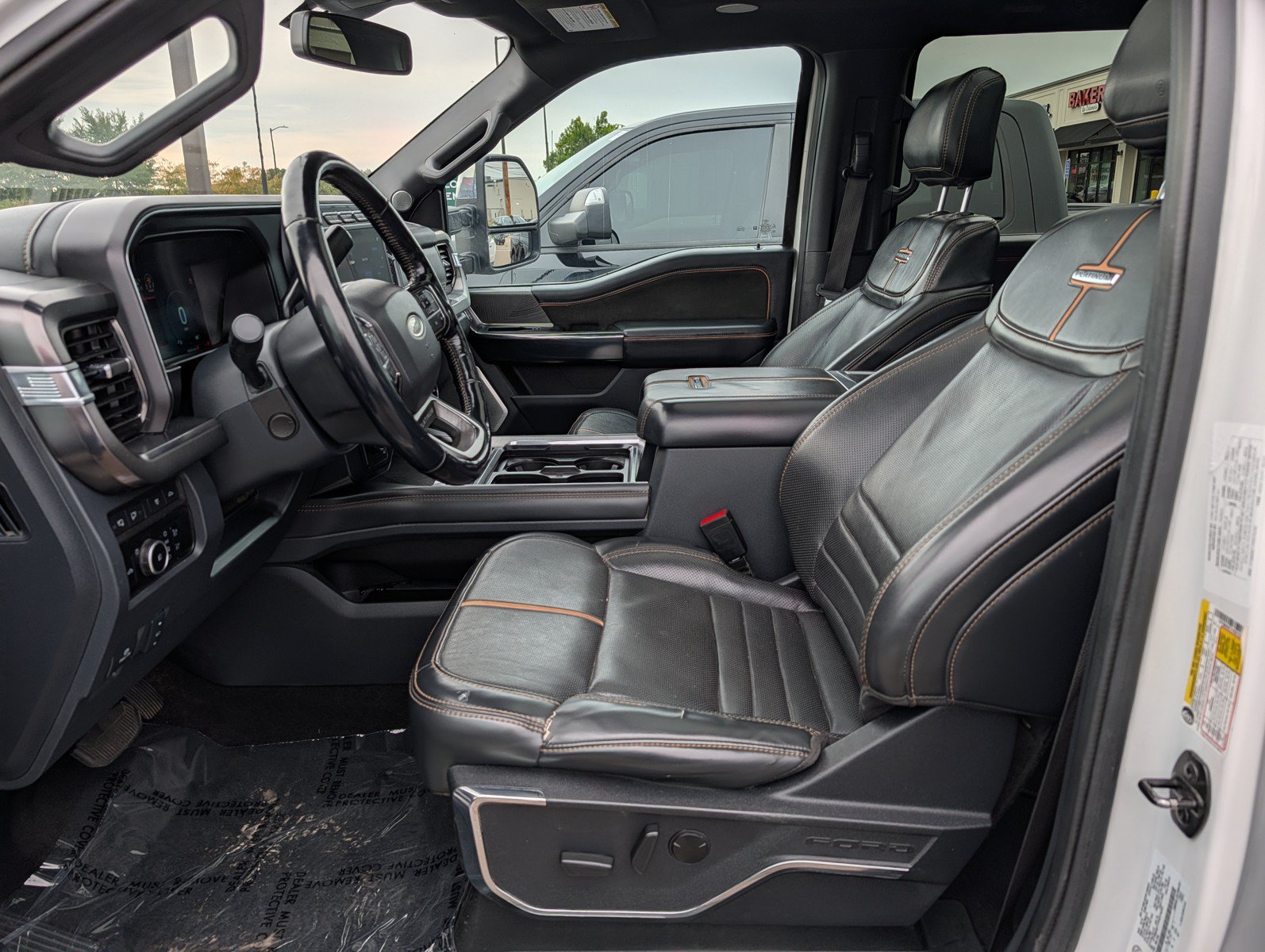 Used 2023 Ford F450 Platinum w/ FX4 Off-Road Package AWD/4WD image 12