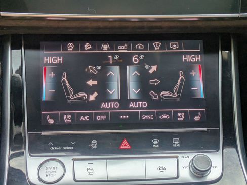 Used 2019 Audi Q8 Prestige w/ Towing Package image 32