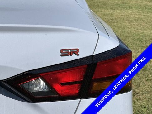 New 2025 Nissan Altima 2.5 SR w/ SR Premium Package image 9