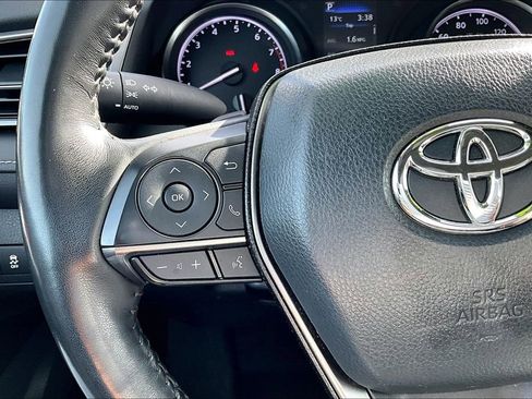 Used 2023 Toyota Camry SE image 18