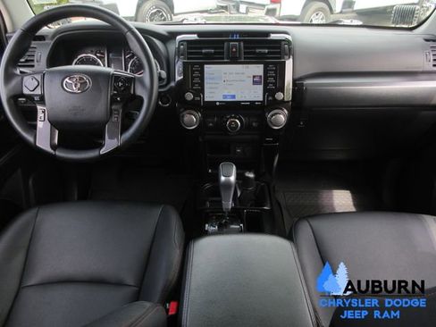 Used 2022 Toyota 4Runner TRD Off-Road Premium w/ Moonroof Package image 27