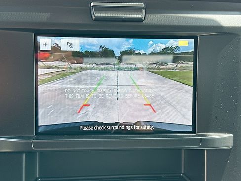 New 2026 Ford F250 4x4 Crew Cab Super Duty image 8