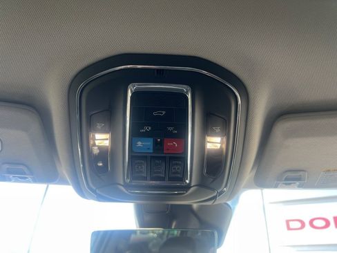 Used 2022 Jeep Grand Cherokee Limited 4xe w/ Luxury Tech Group II image 26