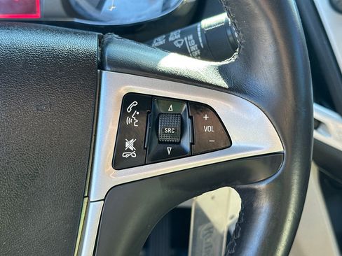 Used 2017 GMC Terrain SLT image 27