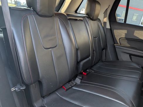 Used 2015 GMC Terrain SLT image 11