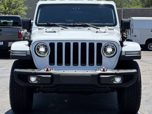 Used 2018 Jeep Wrangler Unlimited Rubicon AWD/4WD image 3