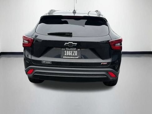 Used 2024 Chevrolet Trax RS FWD image 11