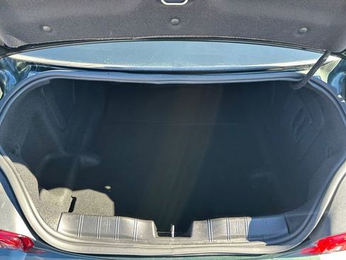 Used 2020 Chevrolet Camaro LT RWD image 27